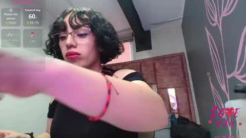 Snapshot of kiara_fox__ chatting on April 23, 2026, 9:17 pm KIARA FOX online show from April 23, 2026, 9:17 pm