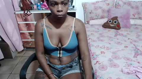 Snapshot of kiara_kaneel_40 chatting on July 26, 2026, 6:04 pm KANEEL online show from July 26, 2026, 6:04 pm
