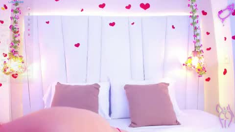 kiarha  online show from March 12, 2025, 11:31 am