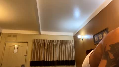 HunneysPlayRoom online show from May 26, 2026, 5:14 am