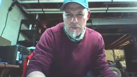 kick_1_down online show from December 15, 2024, 7:21 pm