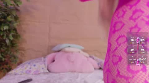 KIM COOPER online show from April 9, 2026, 10:09 am