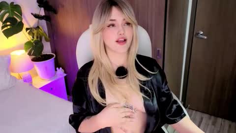 Snapshot of kiimtyler_ chatting on November 14, 2025, 12:42 am KiimTyler Onlyfanskiimtyler online show from November 14, 2025, 12:42 am