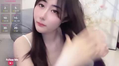 Snapshot of kiki_loveu chatting on May 19, 2026, 7:37 am kiki_loveu online show from May 19, 2026, 7:37 am