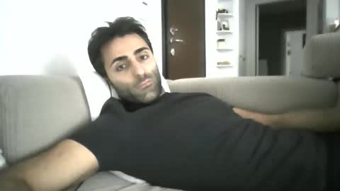 kikkus01 online show from November 4, 2025, 12:59 pm