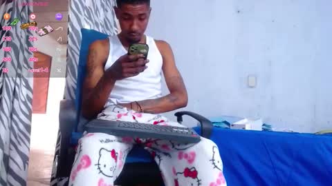 Snapshot of kilian_xx chatting on March 21, 2026, 12:32 pm Kilian xxx online show from March 21, 2026, 12:32 pm