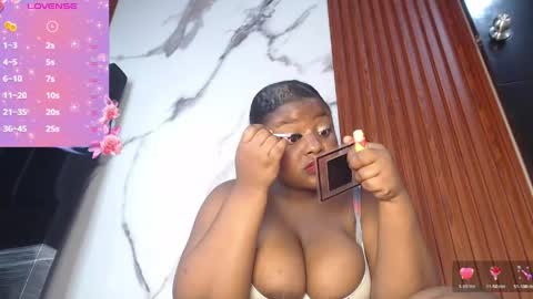 Snapshot of kim_brown2 chatting on May 5, 2026, 3:03 am Kim Follow me please online show from May 5, 2026, 3:03 am