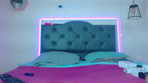 Snapshot of kim_clarck1 chatting on October 12, 2025, 3:11 pm Kim online show from October 12, 2025, 3:11 pm