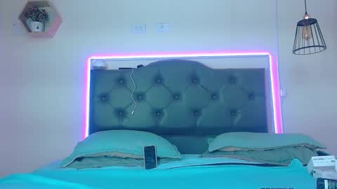 Snapshot of kim_clarck1 chatting on November 6, 2025, 3:57 pm Kim online show from November 6, 2025, 3:57 pm