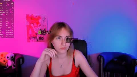 kim_classy online show from December 1, 2025, 9:47 am