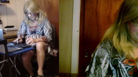 kim crossdresser     no nude room and clean chat only. online show from December 19, 2024, 3:30 pm