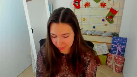 Kim online show from December 18, 2025, 2:12 pm