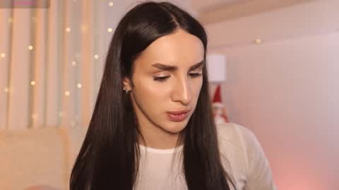 Snapshot of kim_oberlin chatting on November 25, 2025, 4:40 pm Kim Oberlin online show from November 25, 2025, 4:40 pm