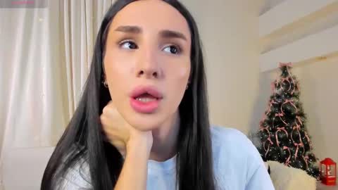 Snapshot of kim_oberlin chatting on December 19, 2025, 11:28 am Kim Oberlin online show from December 19, 2025, 11:28 am