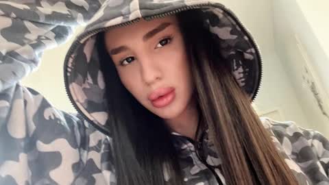 Snapshot of kim_oberlin chatting on February 3, 2026, 11:48 am Kim Oberlin online show from February 3, 2026, 11:48 am