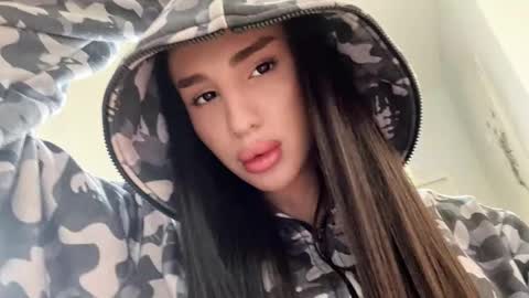 Snapshot of kim_oberlin chatting on February 6, 2026, 6:00 pm Kim Oberlin online show from February 6, 2026, 6:00 pm