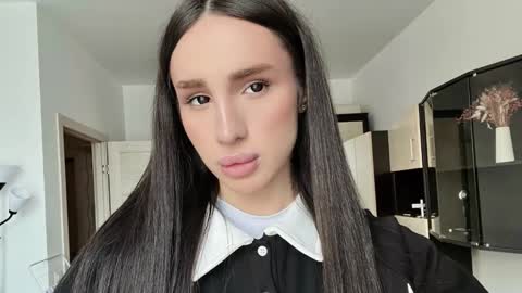 Snapshot of kim_oberlin chatting on February 8, 2026, 7:50 pm Kim Oberlin online show from February 8, 2026, 7:50 pm