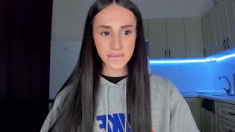 Snapshot of kim_oberlin chatting on February 19, 2026, 4:03 pm Kim Oberlin online show from February 19, 2026, 4:03 pm