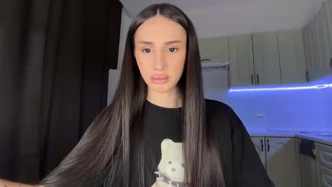 Snapshot of kim_oberlin chatting on February 28, 2026, 1:01 pm Kim Oberlin online show from February 28, 2026, 1:01 pm