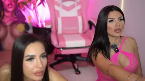 Snapshot of kimberdeee chatting on May 12, 2026, 4:04 pm kimberdeee online show from May 12, 2026, 4:04 pm