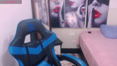 Snapshot of kimberlly25 chatting on December 25, 2024, 6:30 pm kimberly online show from December 25, 2024, 6:30 pm