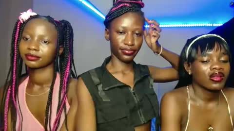 Kimberly online show from November 22, 2025, 4:28 pm