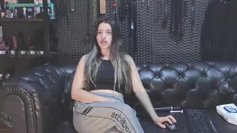 Snapshot of kimberly_swan_ chatting on December 3, 2024, 2:47 am KIMBERLY SWAN online show from December 3, 2024, 2:47 am