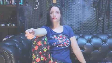 Snapshot of kimberly_swan_ chatting on January 25, 2025, 10:28 pm KIMBERLY SWAN online show from January 25, 2025, 10:28 pm