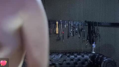 Snapshot of kimberly_swan_ chatting on October 16, 2025, 9:49 pm KIMBERLY SWAN online show from October 16, 2025, 9:49 pm