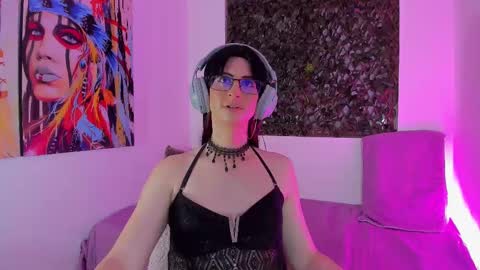 kimberly_thonson online show from February 21, 2025, 3:23 am