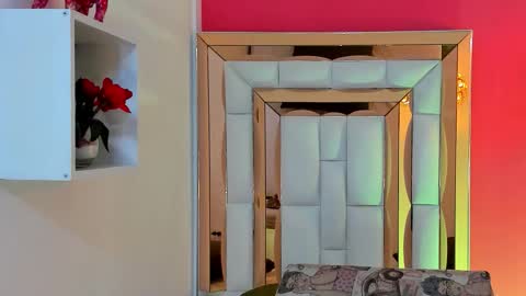        online show from December 2, 2025, 7:20 pm