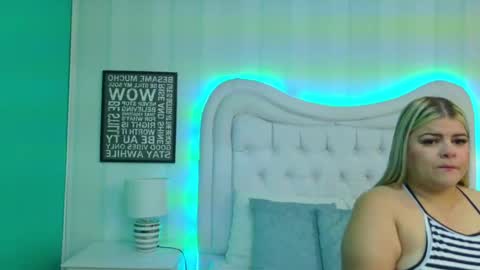 KimBrooks online show from October 12, 2025, 11:09 am