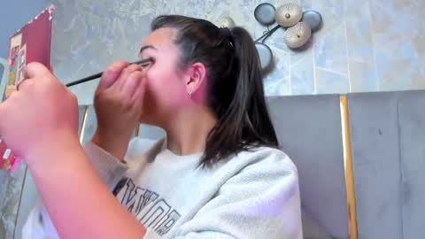  KIM  online show from January 11, 2026, 2:16 am