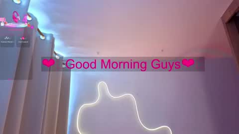 Snapshot of kimflexible_ chatting on July 1, 2026, 1:34 pm Kim 3 online show from July 1, 2026, 1:34 pm