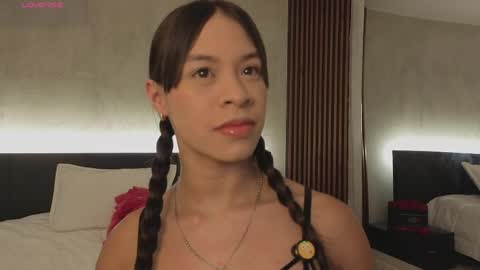 kimhilton online show from May 23, 2026, 4:18 am
