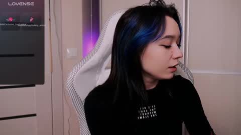 Kimiko online show from May 1, 2026, 4:44 pm