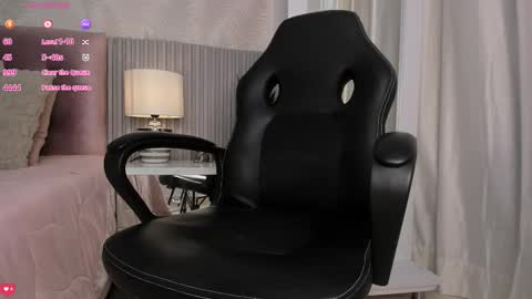 Karla online show from February 21, 2026, 7:04 pm