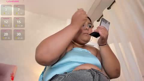 Snapshot of kimmie_kaboom_ chatting on July 3, 2026, 6:58 pm Karla online show from July 3, 2026, 6:58 pm