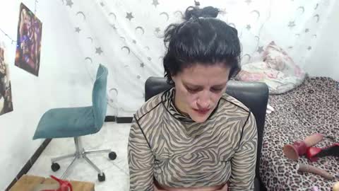 Kimmy online show from December 31, 2024, 7:42 am