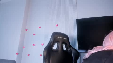 Kimi online show from February 18, 2026, 3:13 am