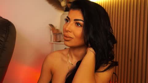 Snapshot of kimybroox chatting on February 25, 2026, 11:36 pm Andreea online show from February 25, 2026, 11:36 pm