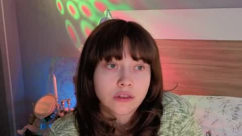 kina_ka online show from April 17, 2026, 8:34 pm