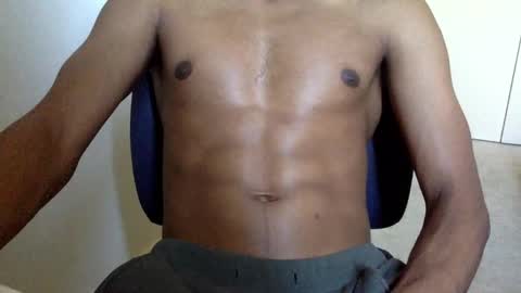 Snapshot of kinda_horny_right_now chatting on December 20, 2024, 2:52 am Isaac online show from December 20, 2024, 2:52 am