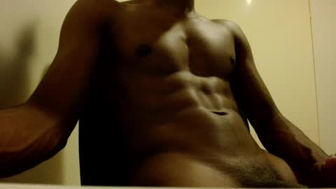 Snapshot of kinda_horny_right_now chatting on February 16, 2025, 12:10 pm Isaac online show from February 16, 2025, 12:10 pm