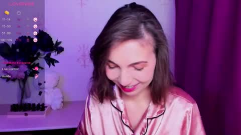 Hazel online show from March 4, 2026, 7:20 pm