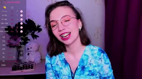 Hazel online show from March 22, 2026, 11:52 pm