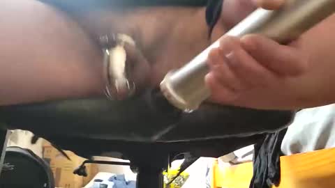 Kingaxel online show from April 12, 2026, 11:04 am