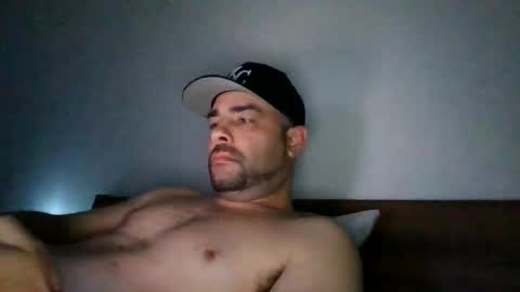 king_9thickxx online show from May 11, 2026, 3:12 am