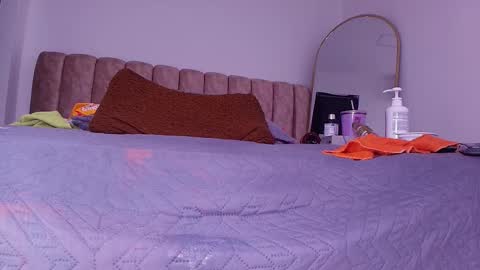 Bella online show from March 28, 2026, 3:28 am