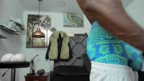 HOT MEN BLACK online show from December 28, 2024, 10:23 pm